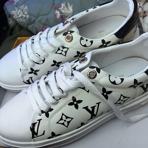 Louis Vuitton Monogram White and Black Sneakers